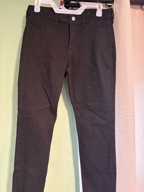 H&M Women's Skinny Jeans in Black